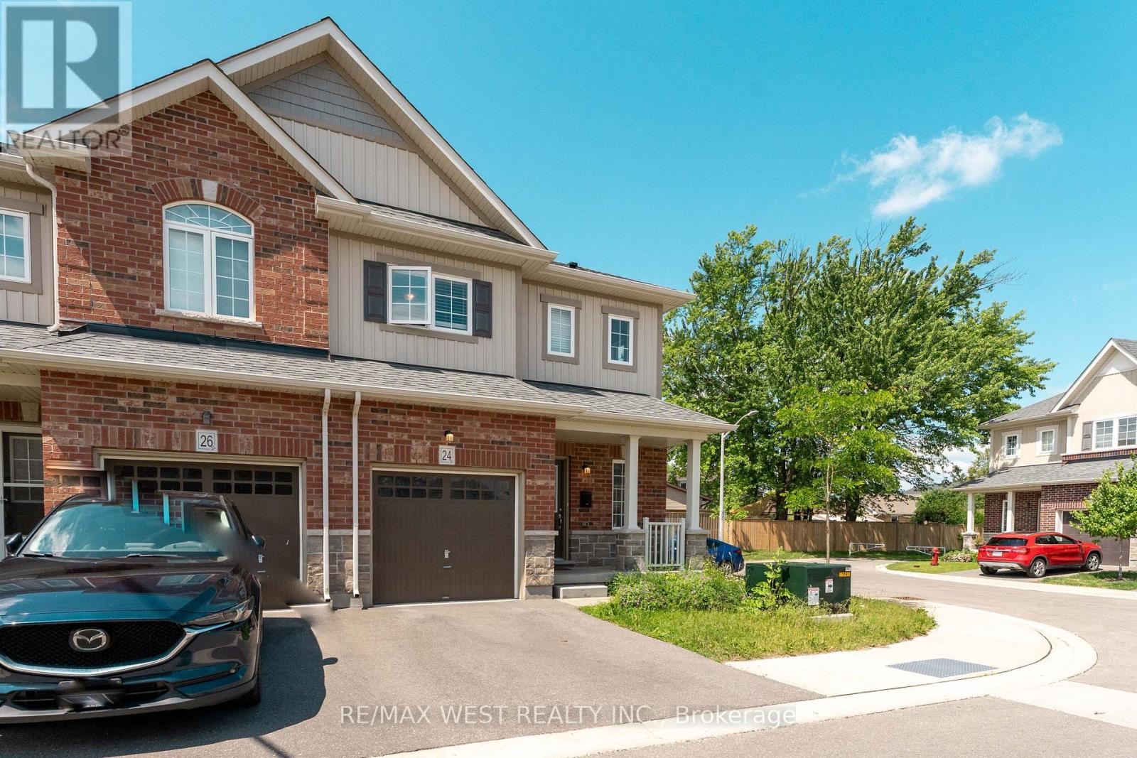 24 Dewberry Drive Property Photo 1