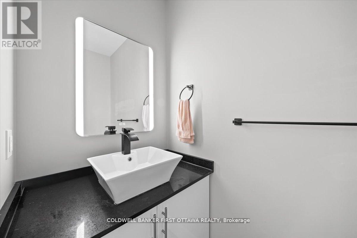 A & B - 25 Pennard Way Property Photo 27