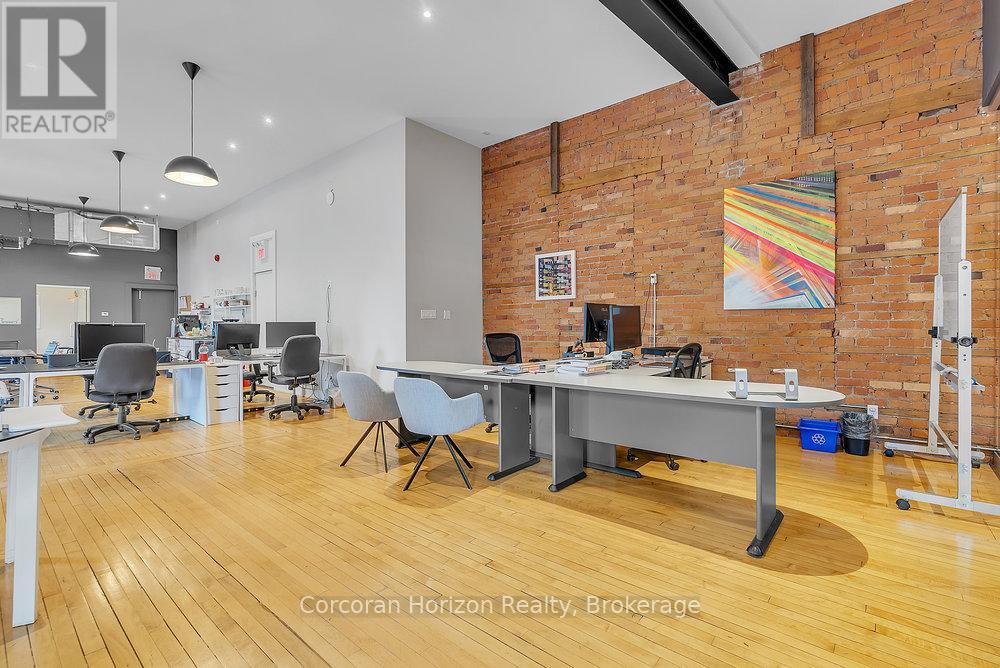 300 - 41 King William Street Property Photo 9