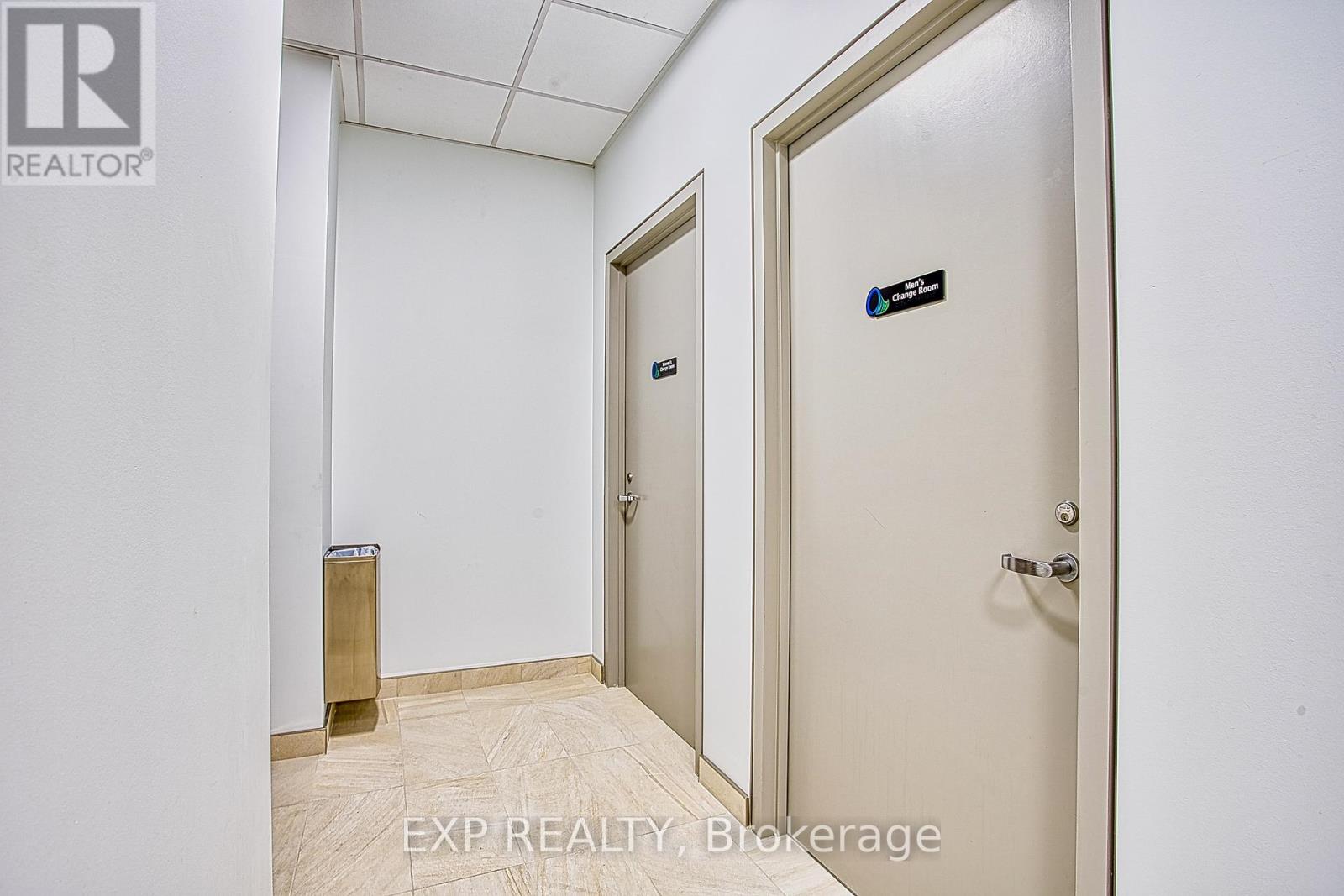 1 Ll - 150 Main Street W Property Photo 33