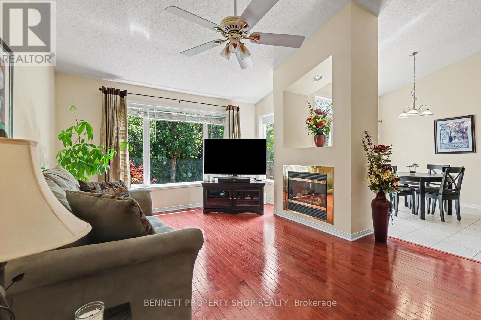 4 Burnstead Crescent Property Photo 6