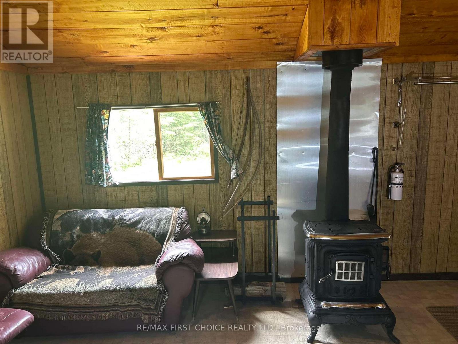 4 Sunset Property Photo 9