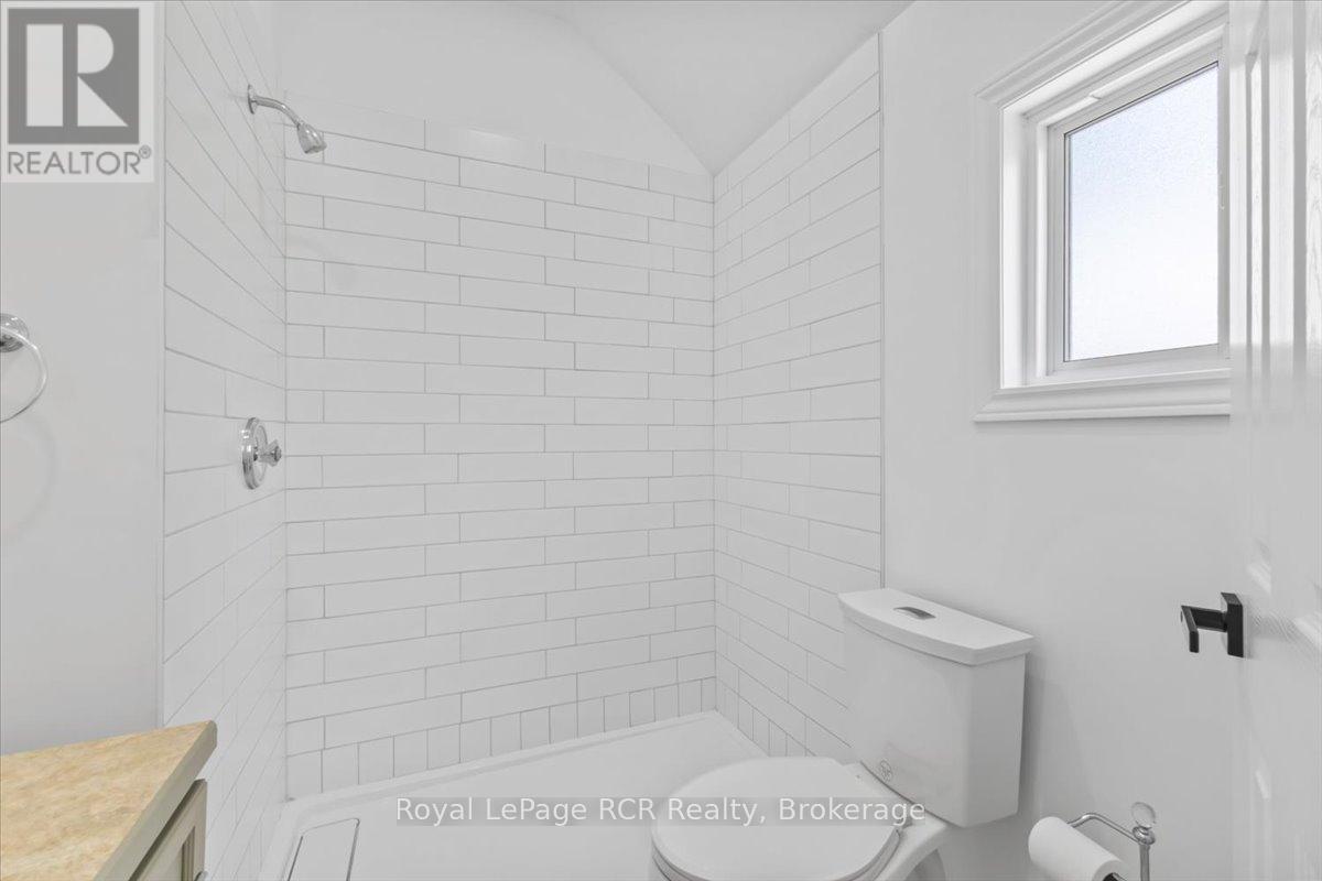503 10th Avenue Property Photo 17
