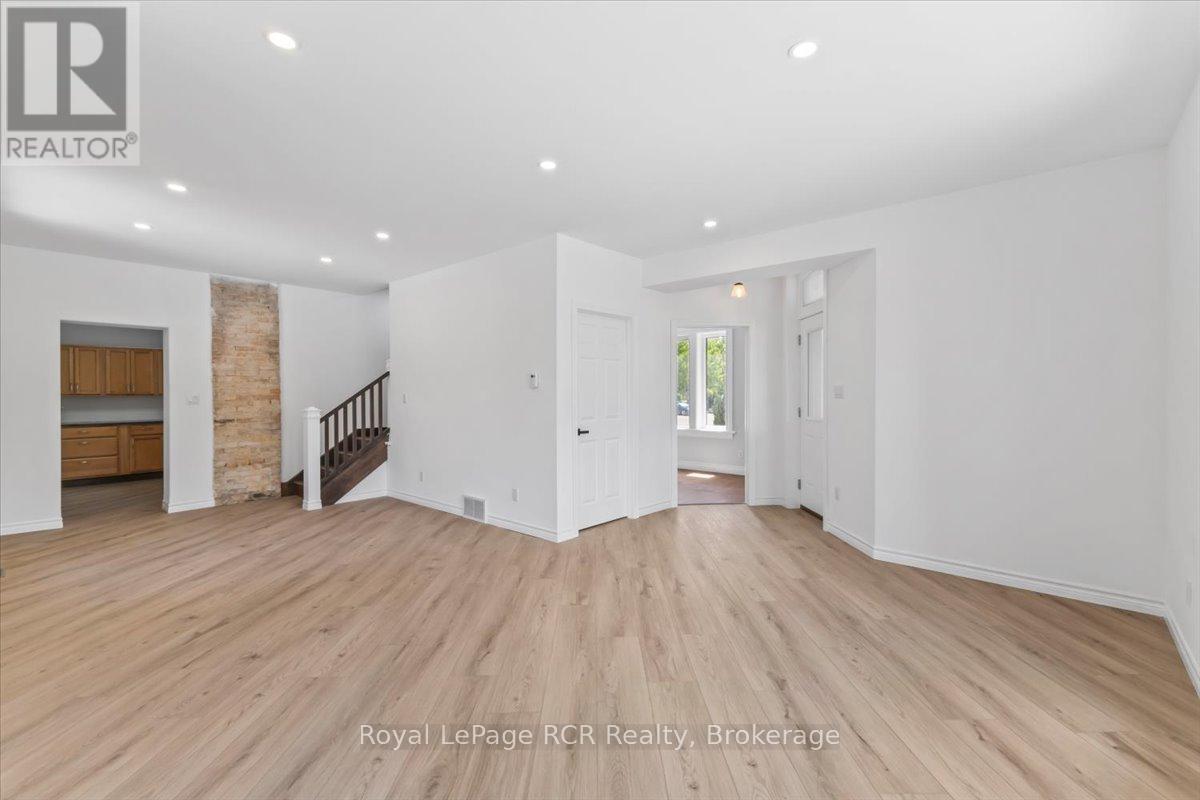 503 10th Avenue Property Photo 18