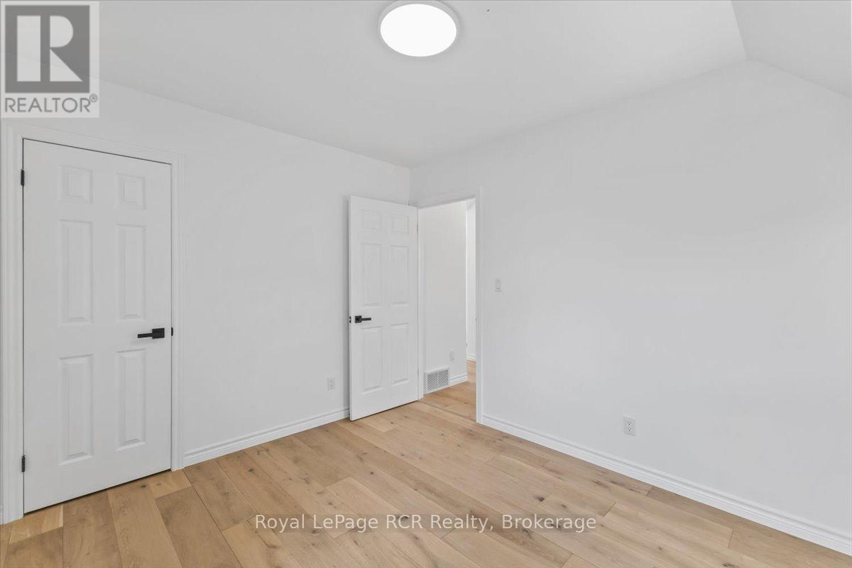 503 10th Avenue Property Photo 25