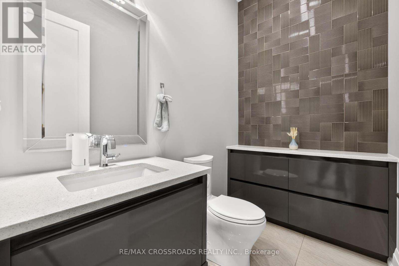 11 Oakley Court Property Photo 7