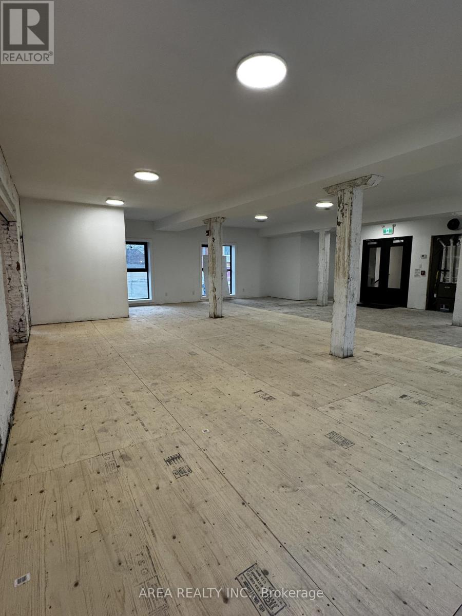 Retail - 2-96 Wilson Street Property Photo 6