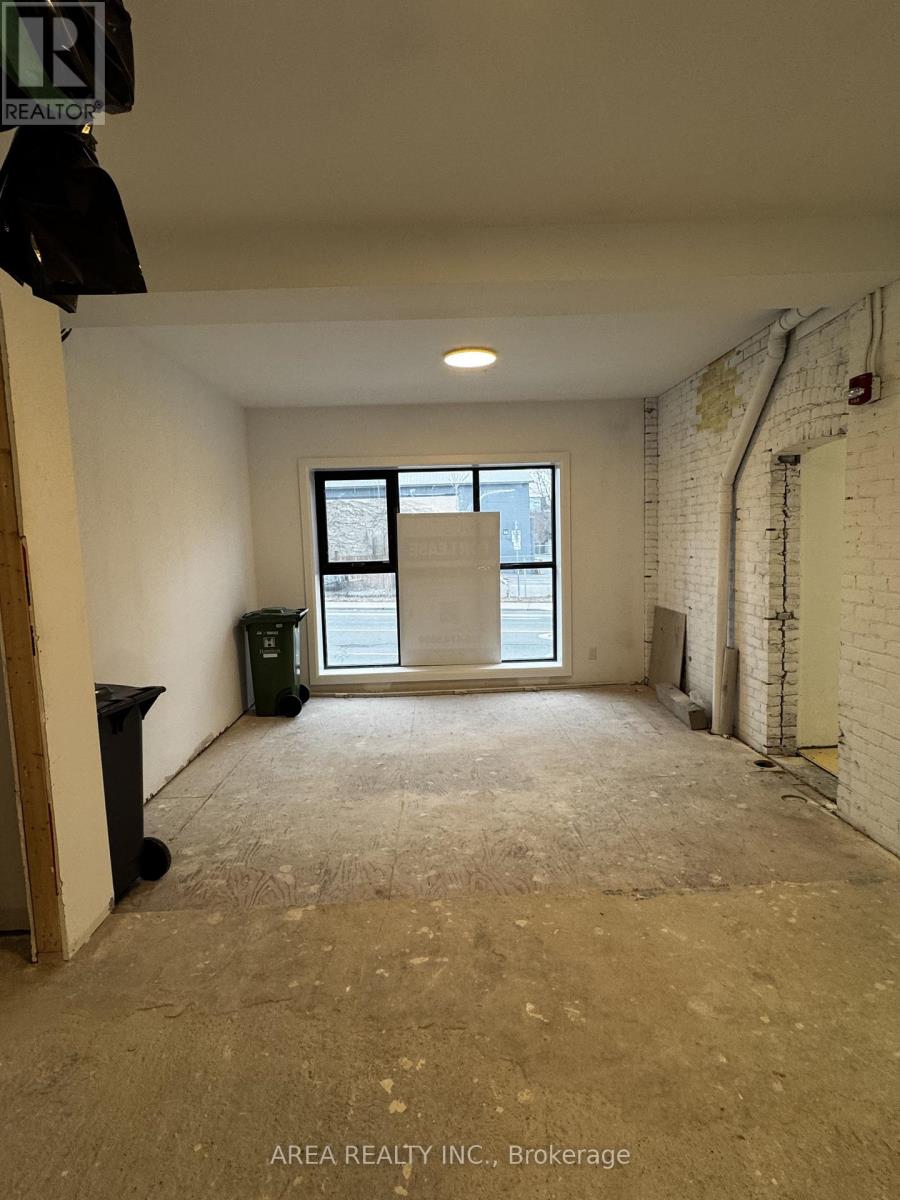 Retail - 3-96 Wilson Street Property Photo 4