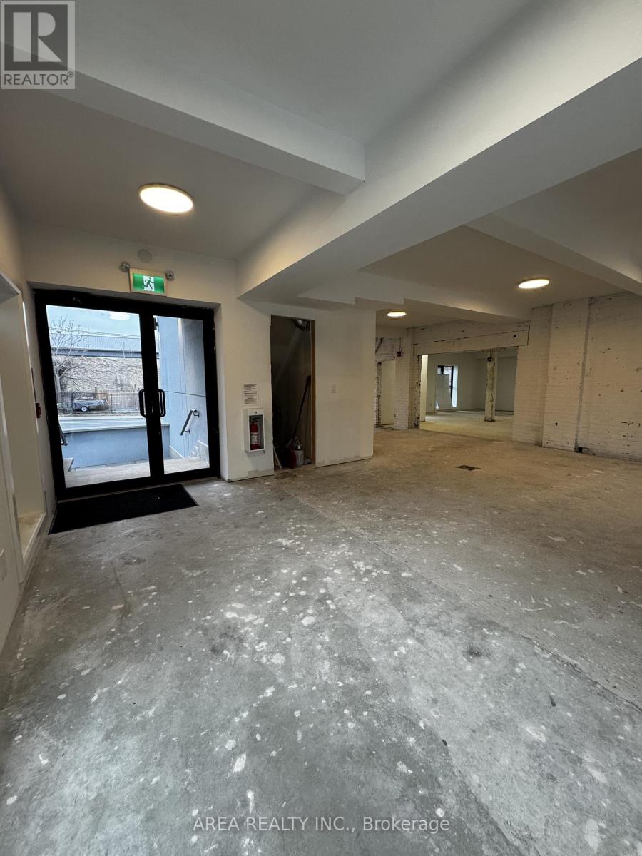 Retail - 3-96 Wilson Street Property Photo 6