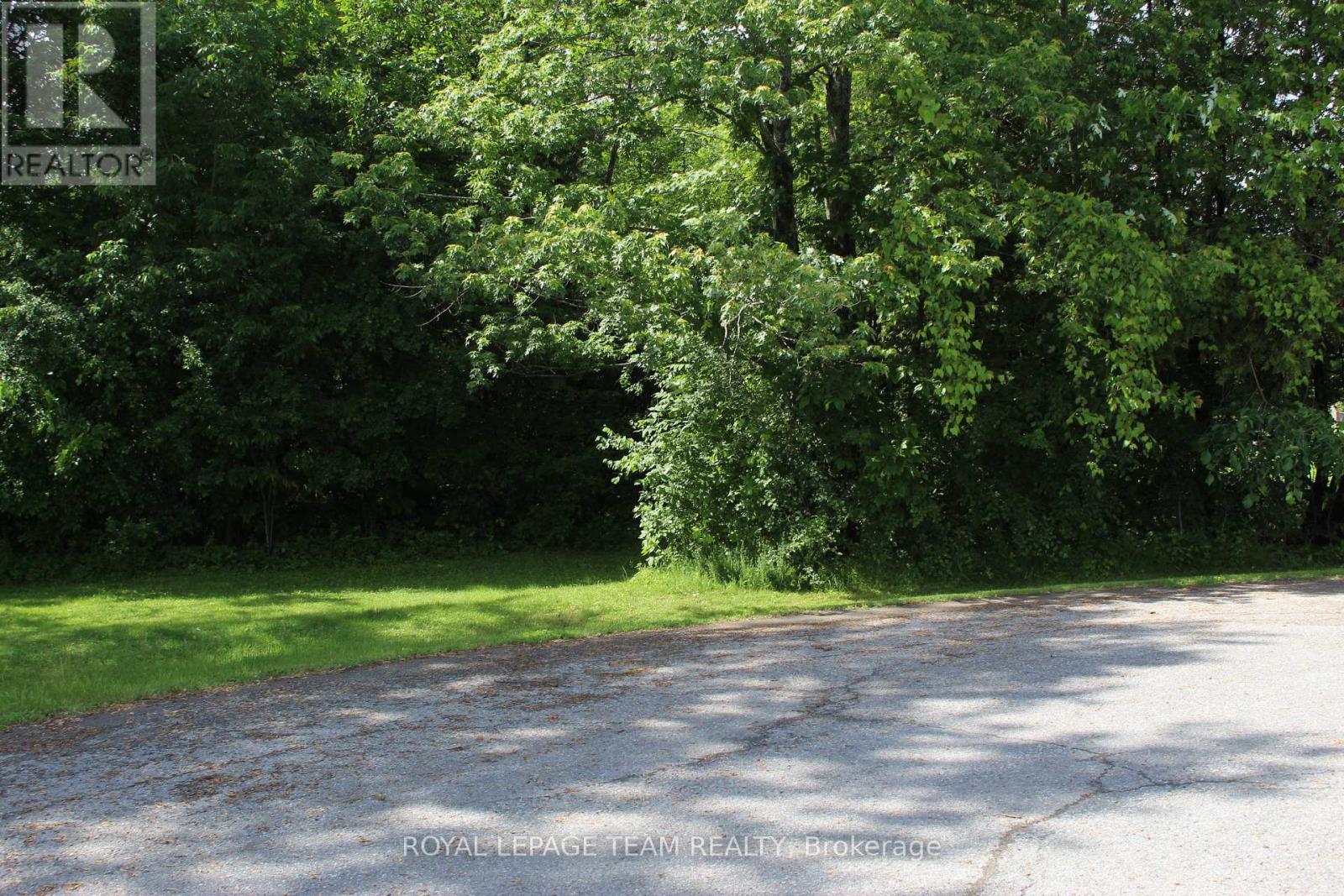 129 Ward Court Property Photo 5
