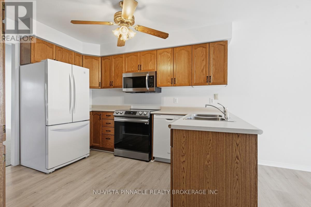 13 - 825 Shelborne Street Property Photo 9