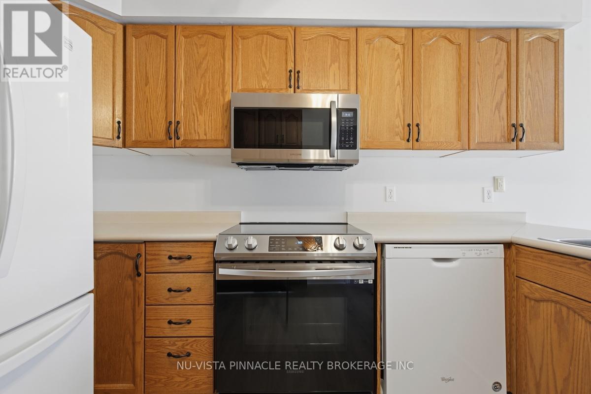 13 - 825 Shelborne Street Property Photo 10