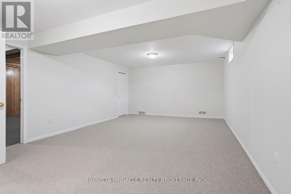 13 - 825 Shelborne Street Property Photo 33