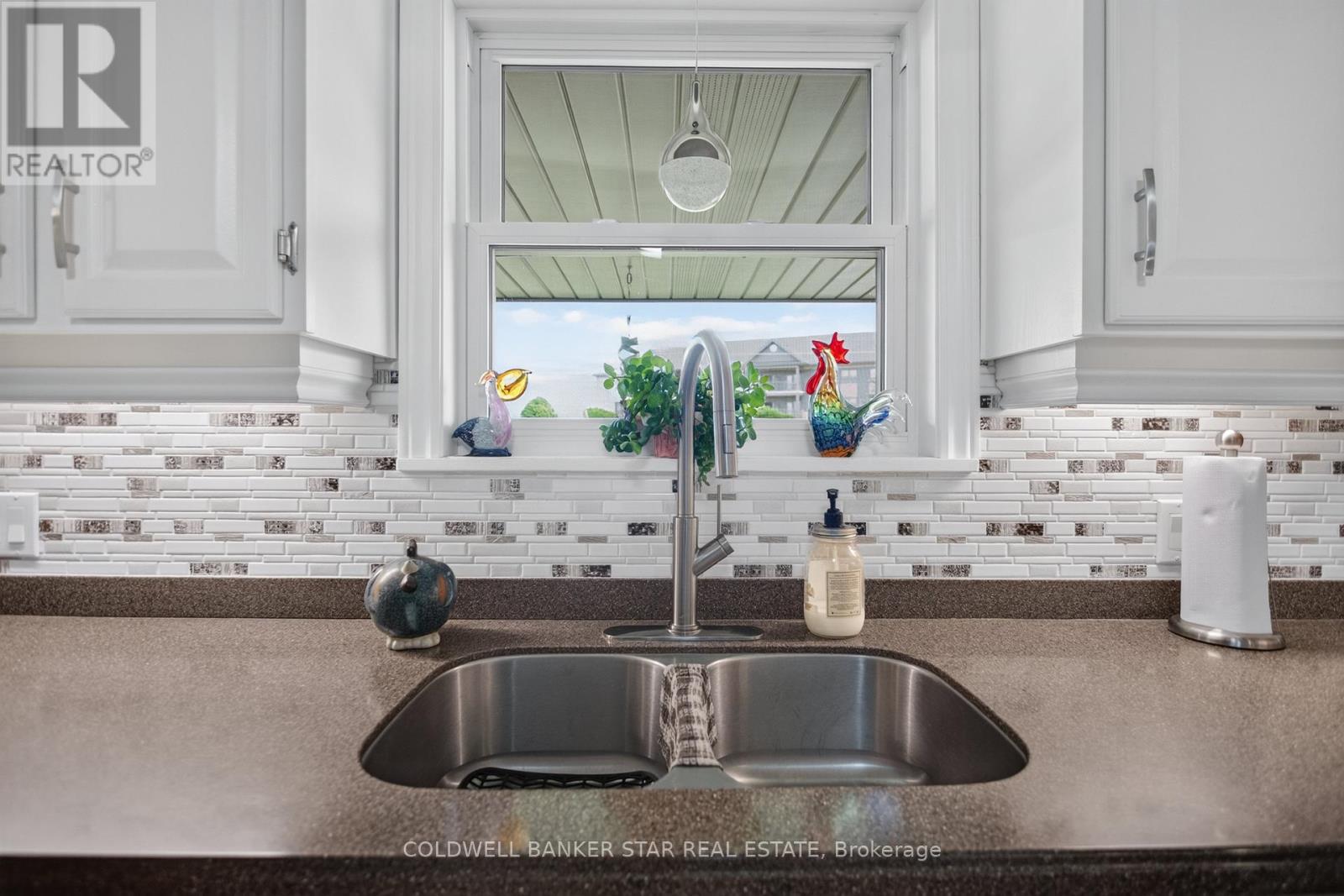 11047 Miller Road Property Photo 13