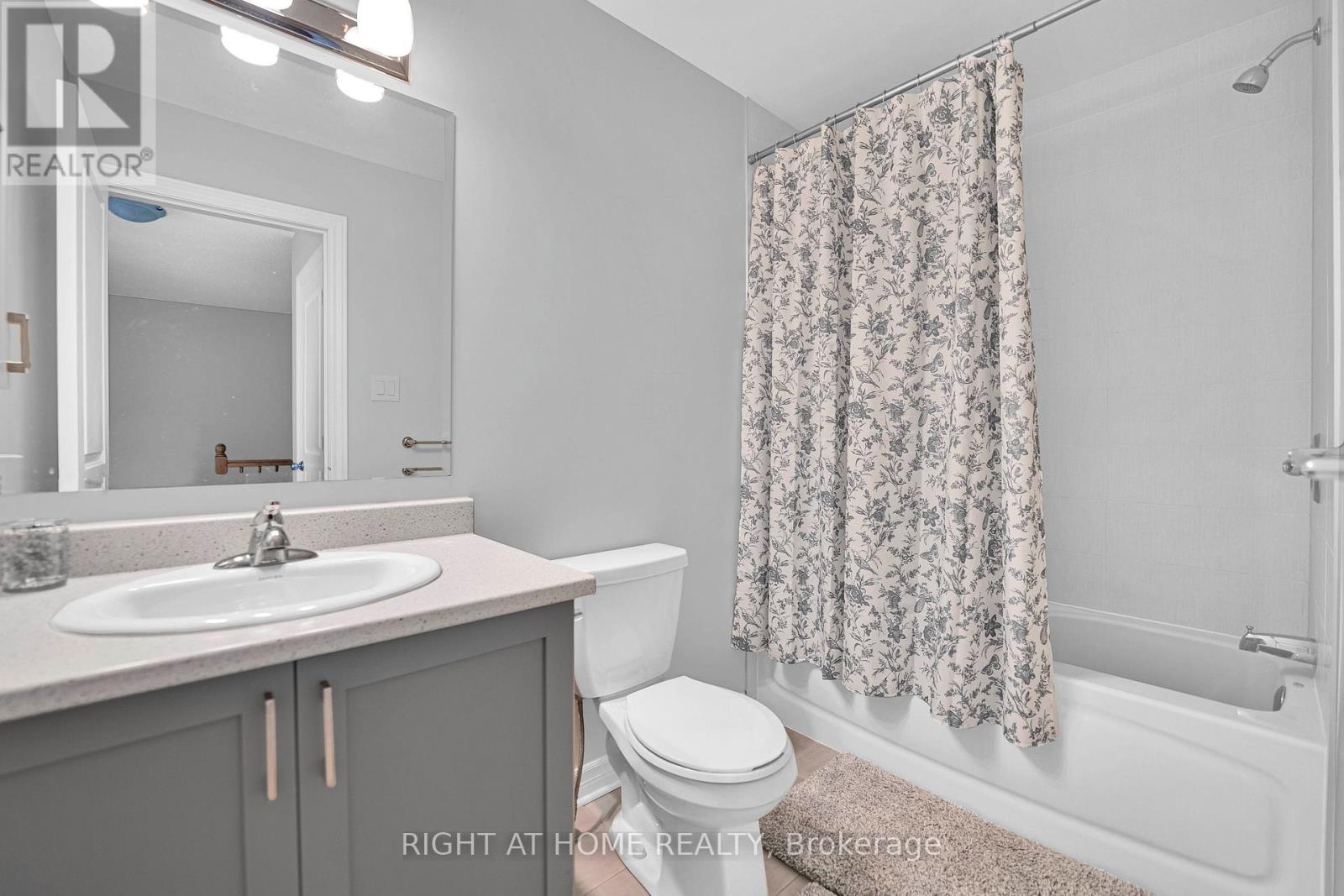 720 Dearborn Property Photo 24