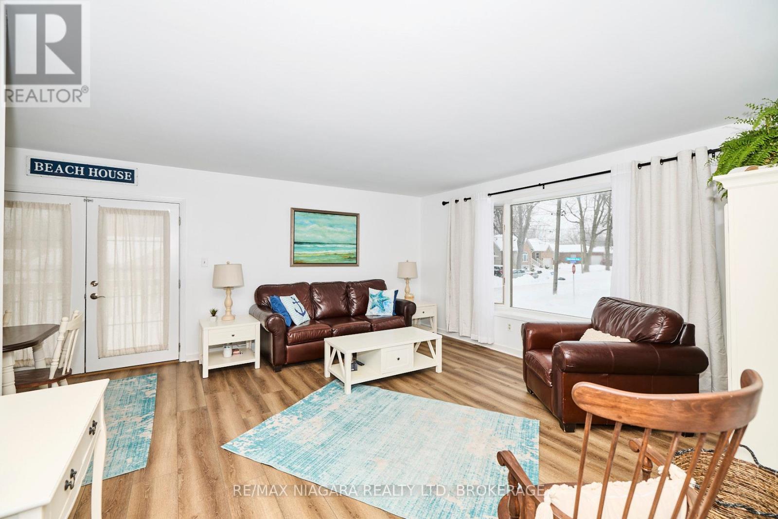 384 Dovercourt Road Property Photo 5