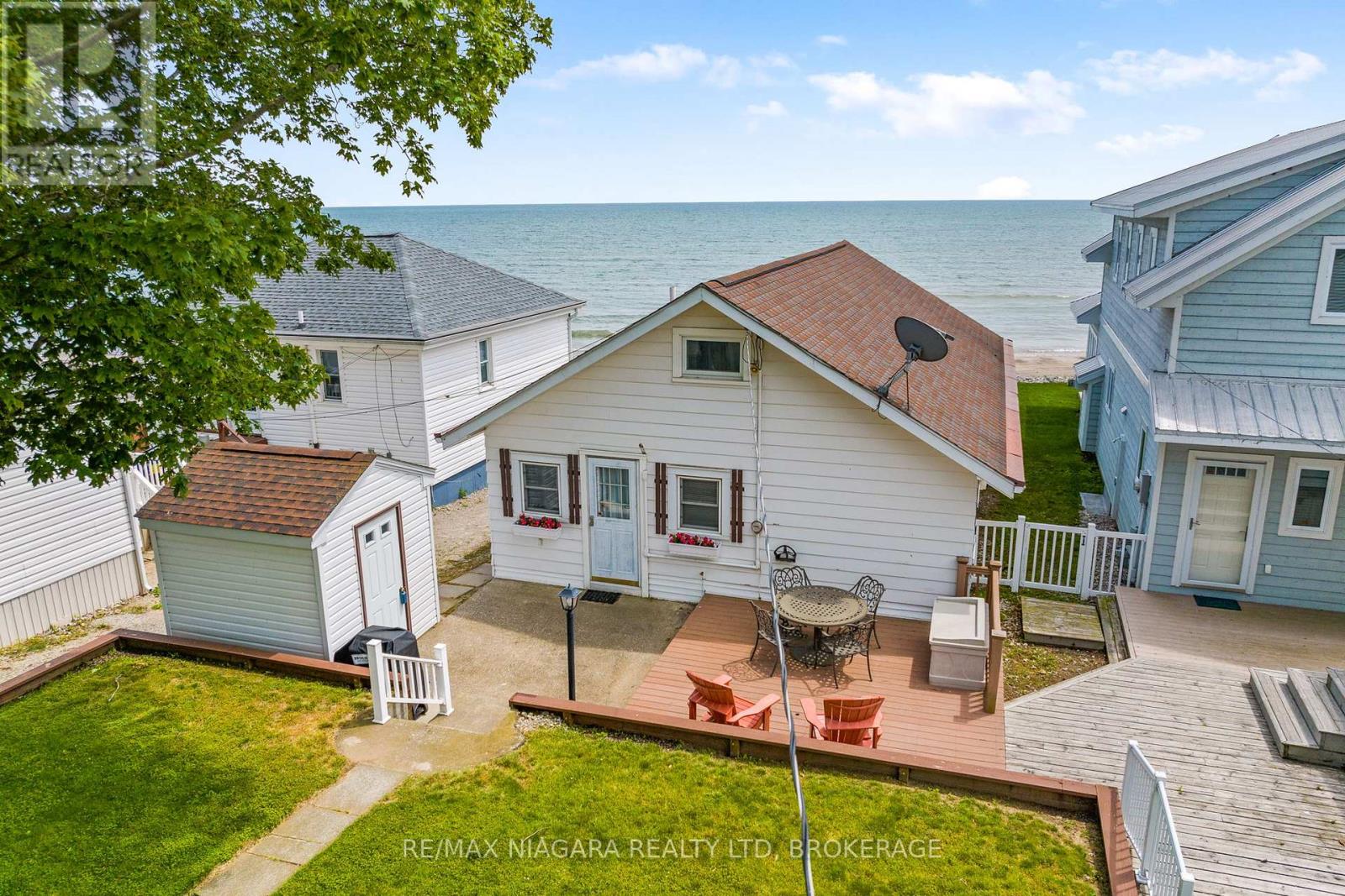 12893 Old Lakeshore Road Property Photo 3