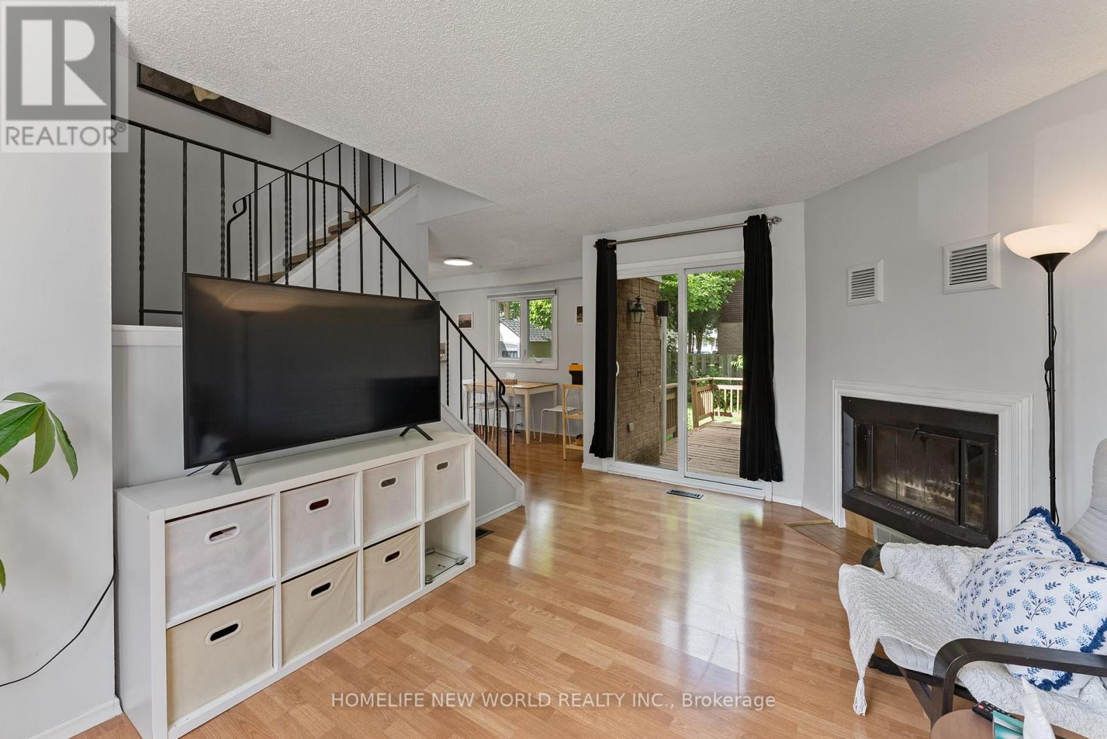 1445 Aldersbrook Road Property Photo 16