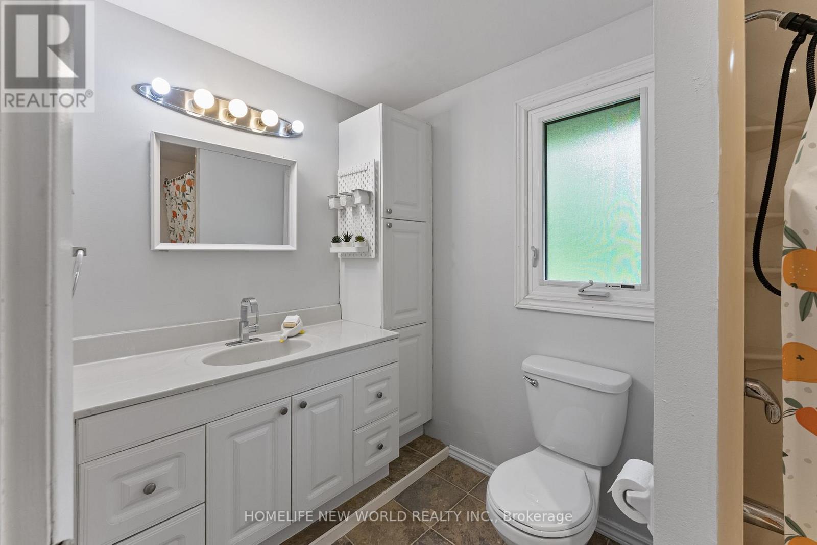 1445 Aldersbrook Road Property Photo 23