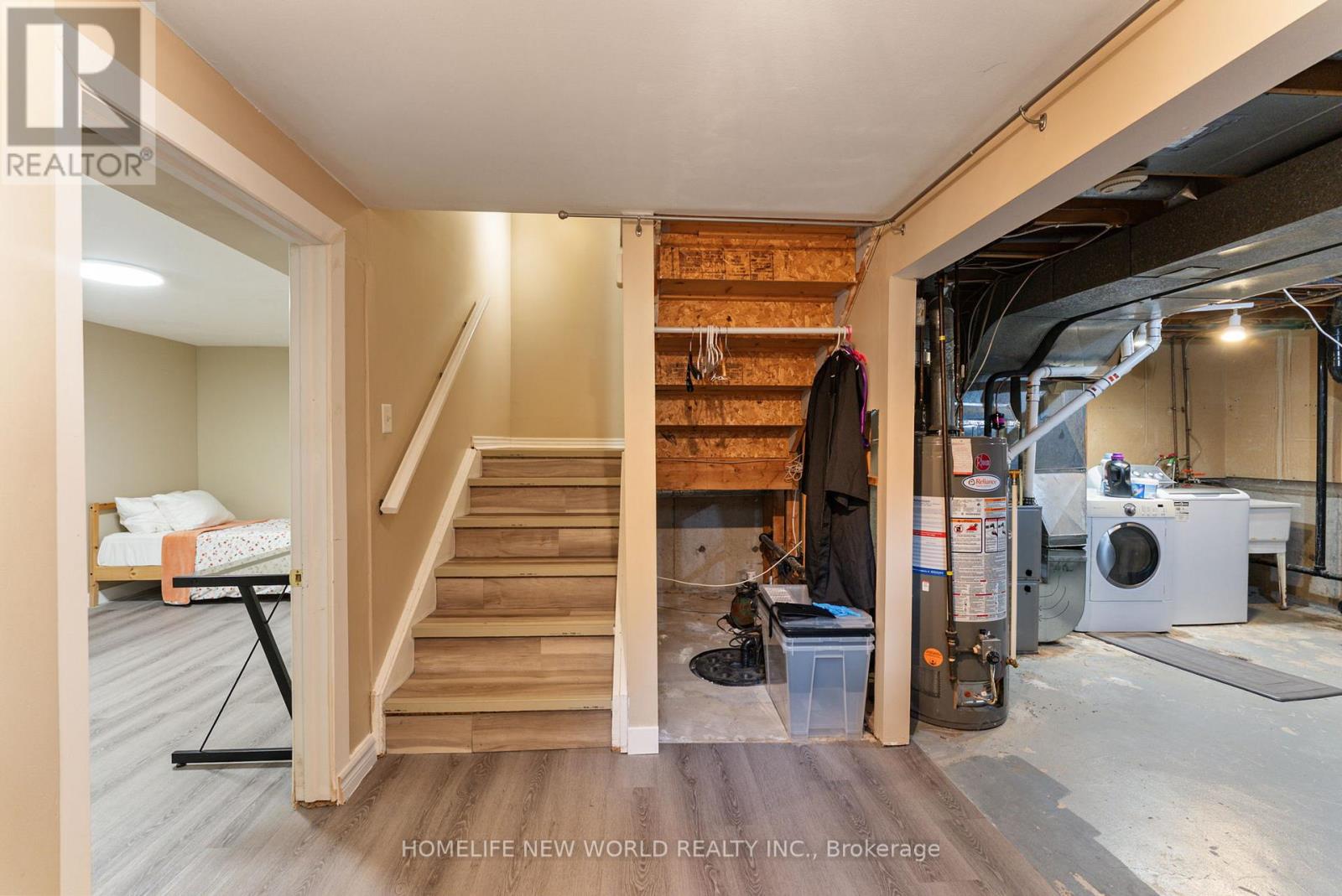 1445 Aldersbrook Road Property Photo 31