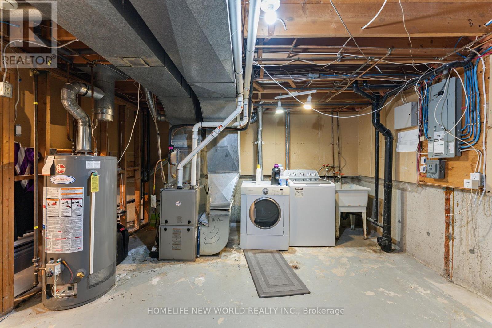 1445 Aldersbrook Road Property Photo 36