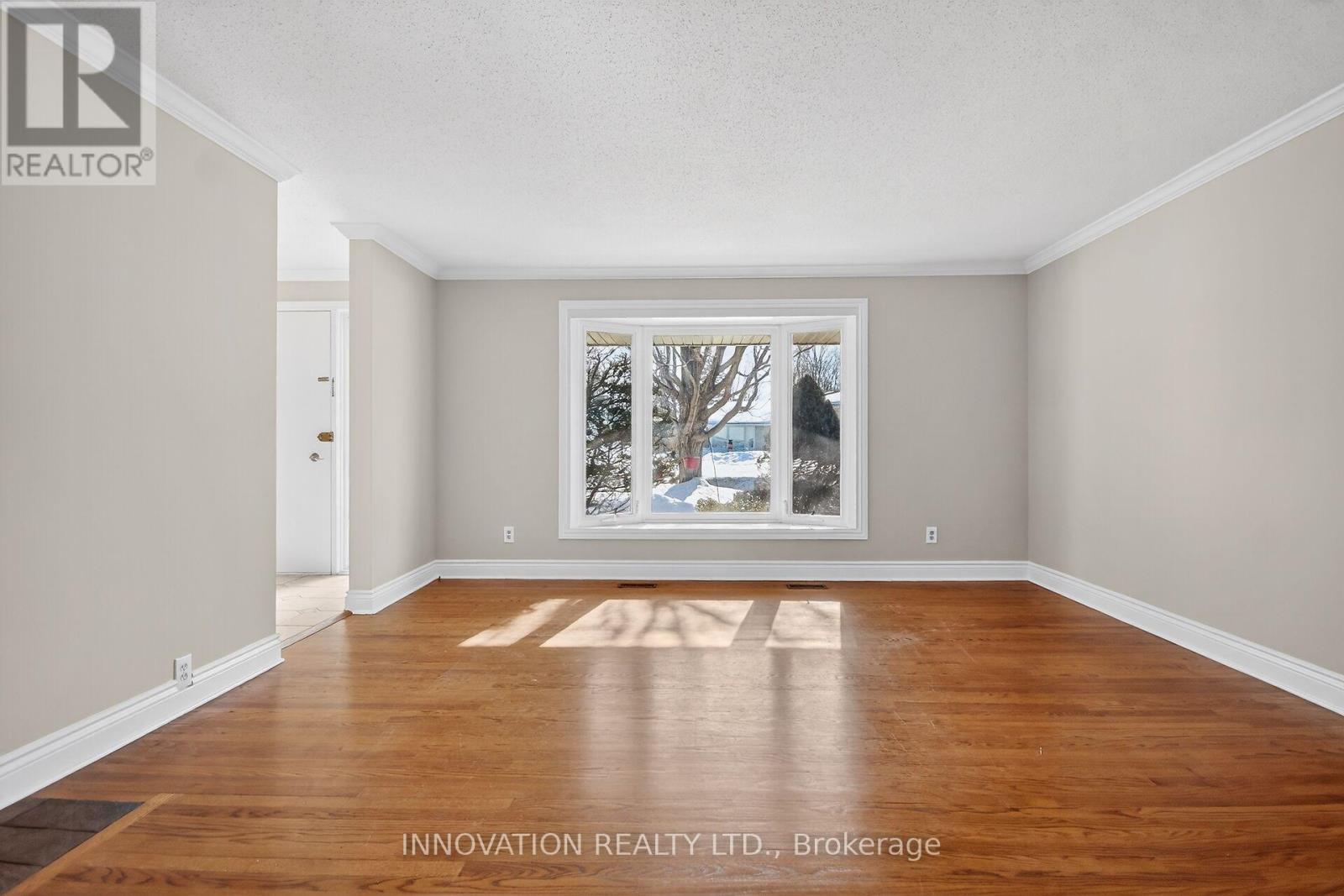 1951 Garfield Avenue Property Photo 8