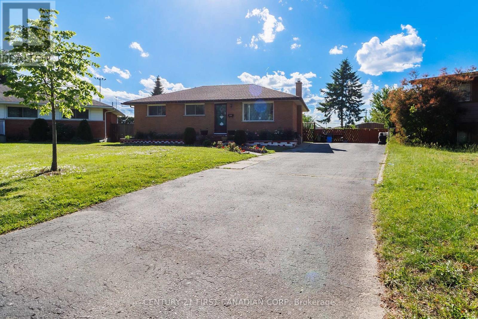 117 GOLDWICK CRESCENT