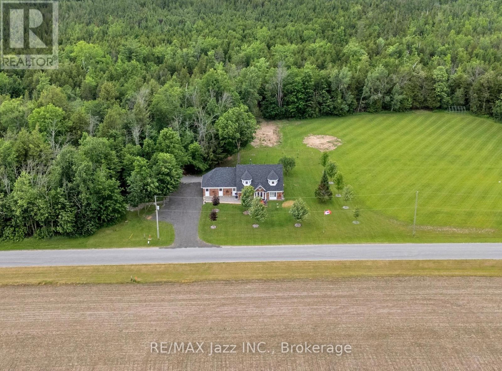 1674 Hooton Drive Property Photo 1