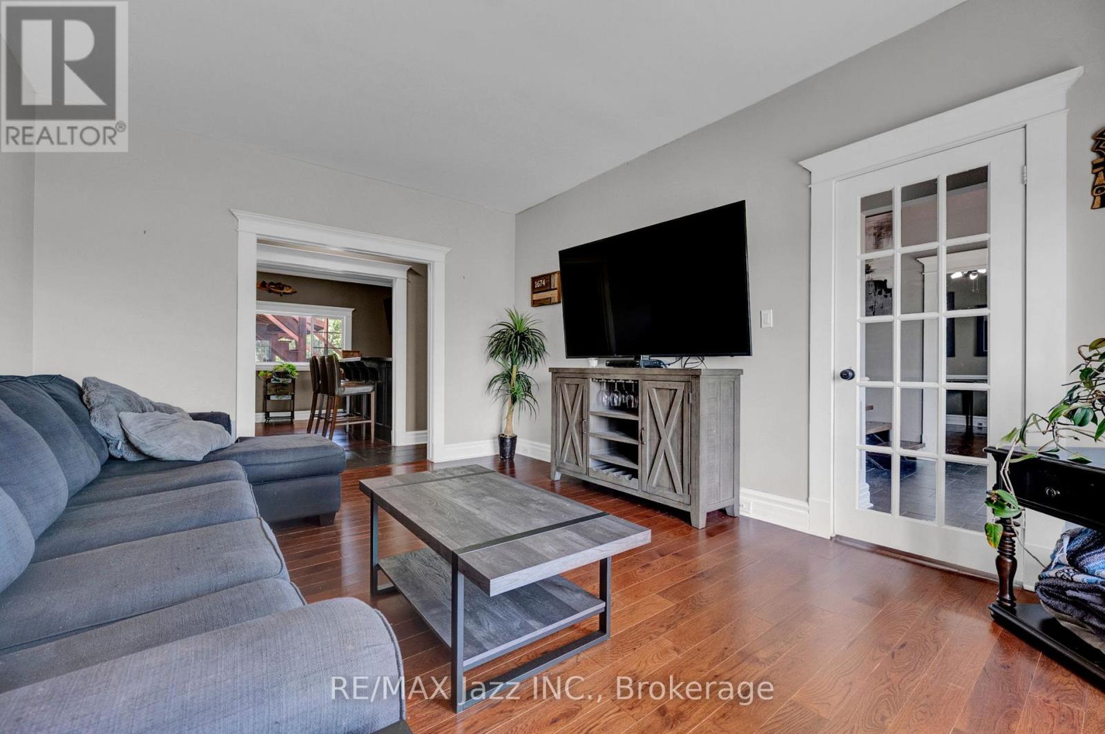 1674 Hooton Drive Property Photo 33