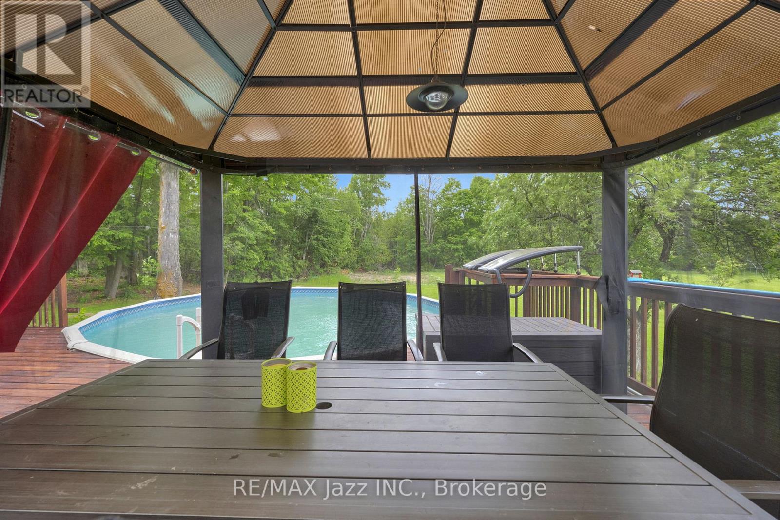 1674 Hooton Drive Property Photo 37
