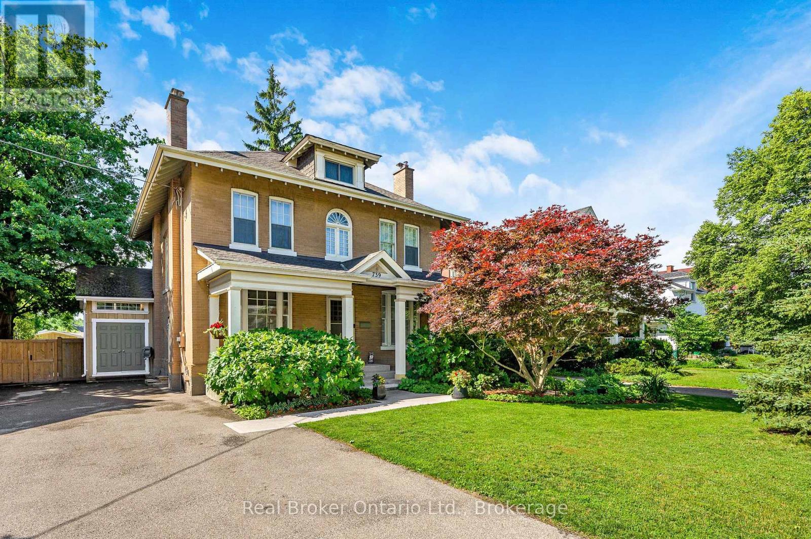 739 COLBORNE STREET Property Photo 1