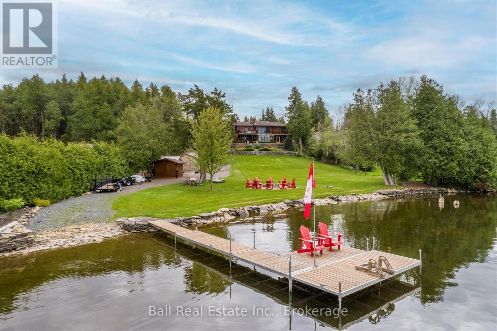 110 Lakeview Drive Property Photo 1
