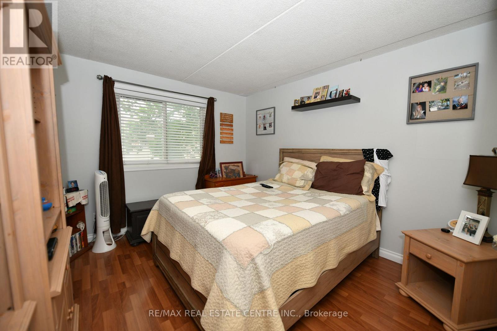 206 - 266 Overlea Drive Property Photo 9