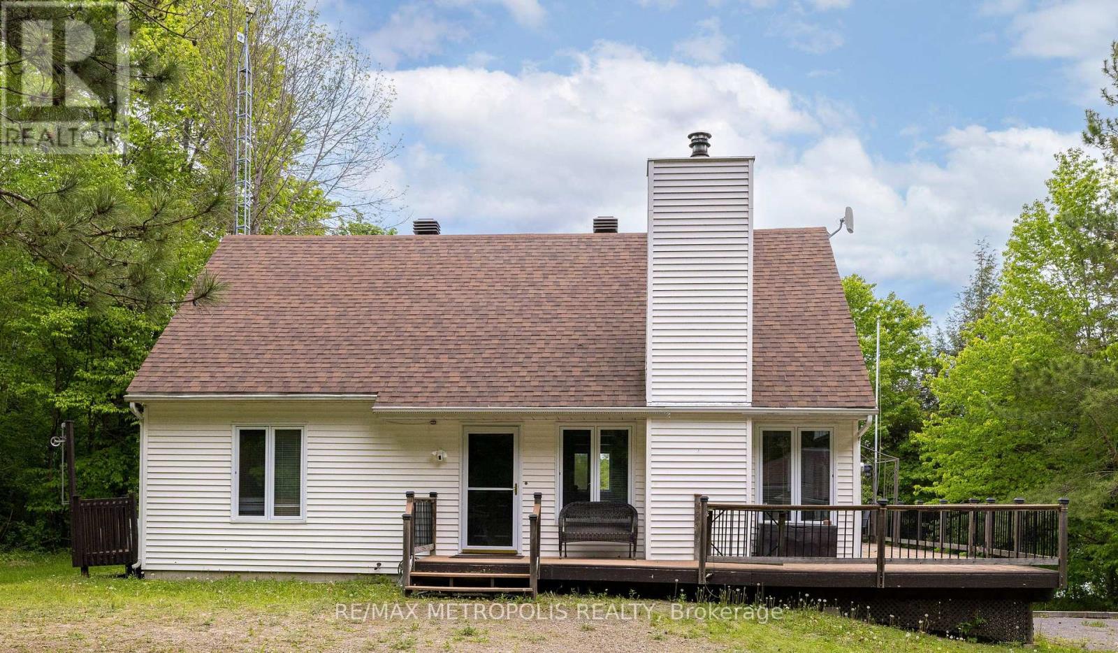 114 - 763 Narrows Lock Road Property Photo 1