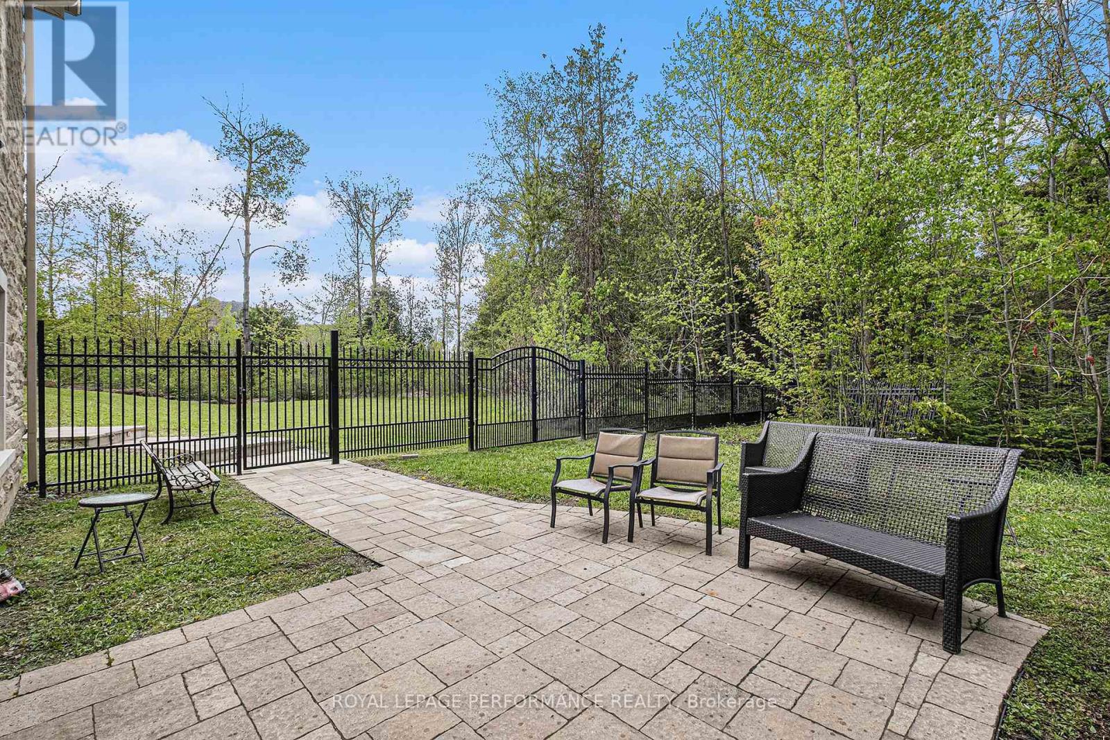 1413 Blackhorse Court Property Photo 43