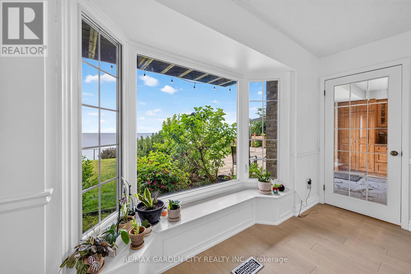 15 Cheval Drive Property Photo 14