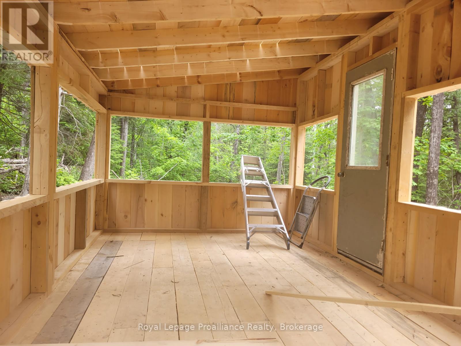 2177 Smith Road Property Photo 4