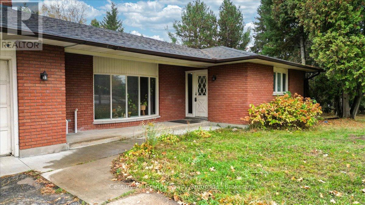 1 - 4 Maxwell Settlement Road Property Photo 2