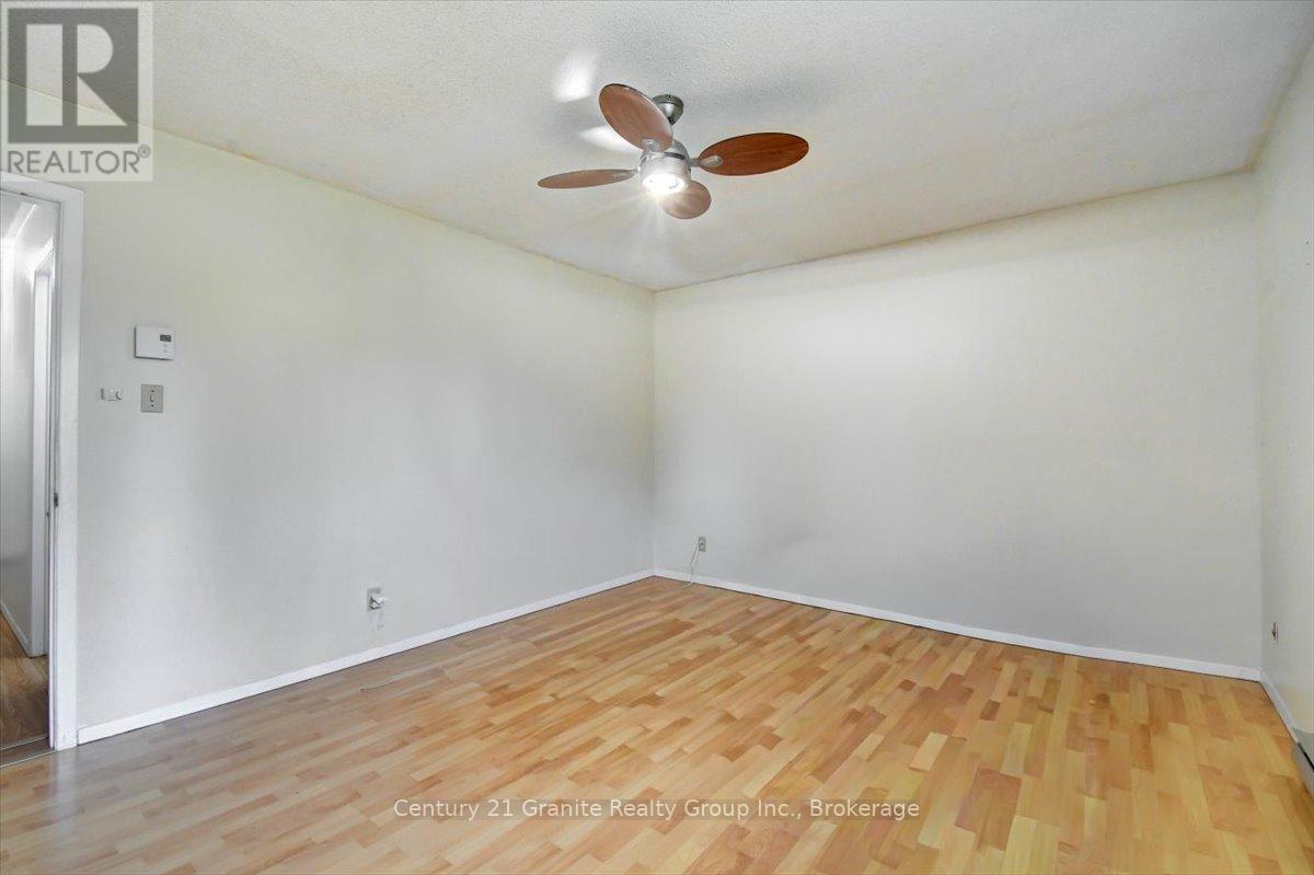 1 - 4 Maxwell Settlement Road Property Photo 6