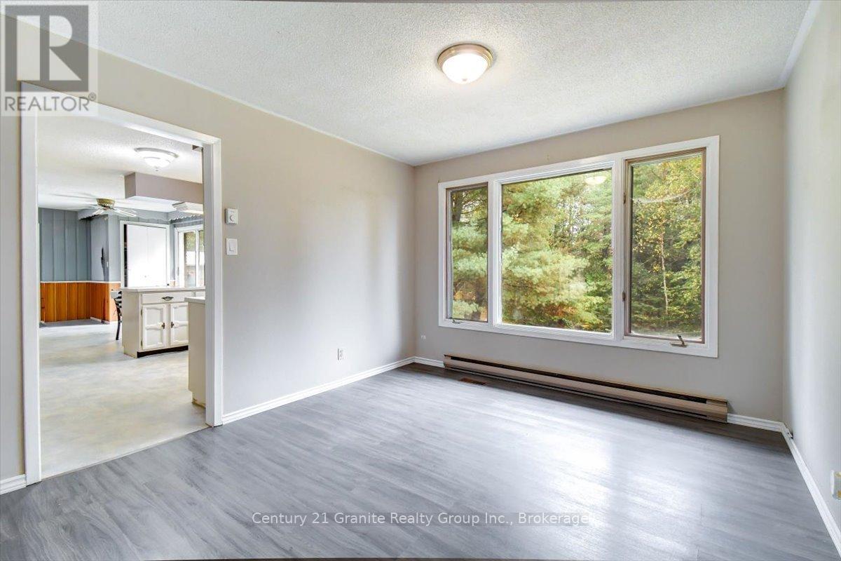 1 - 4 Maxwell Settlement Road Property Photo 12