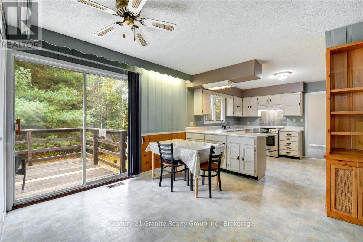 1 - 4 Maxwell Settlement Road Property Photo 16