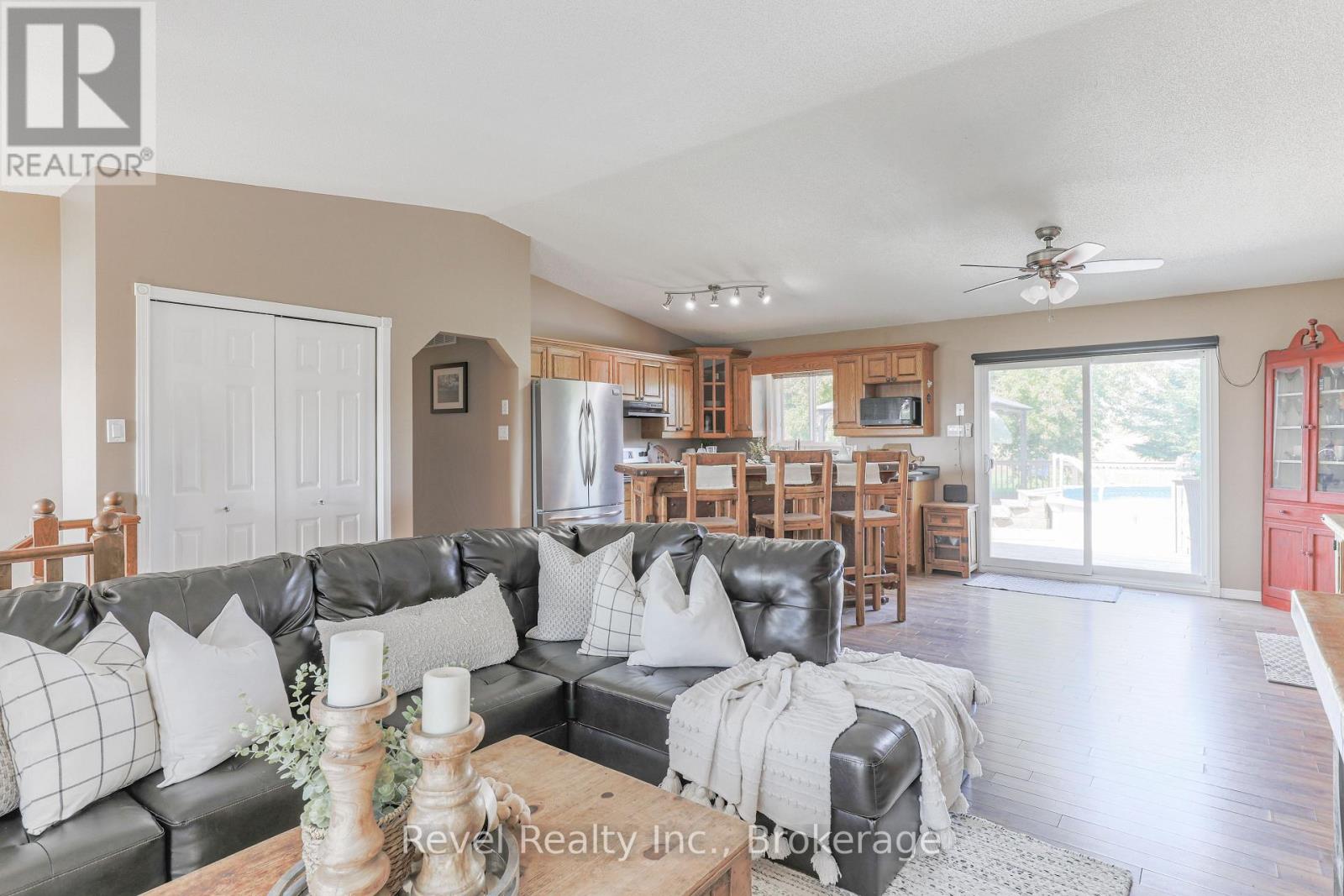 477 Four Points Road Property Photo 8
