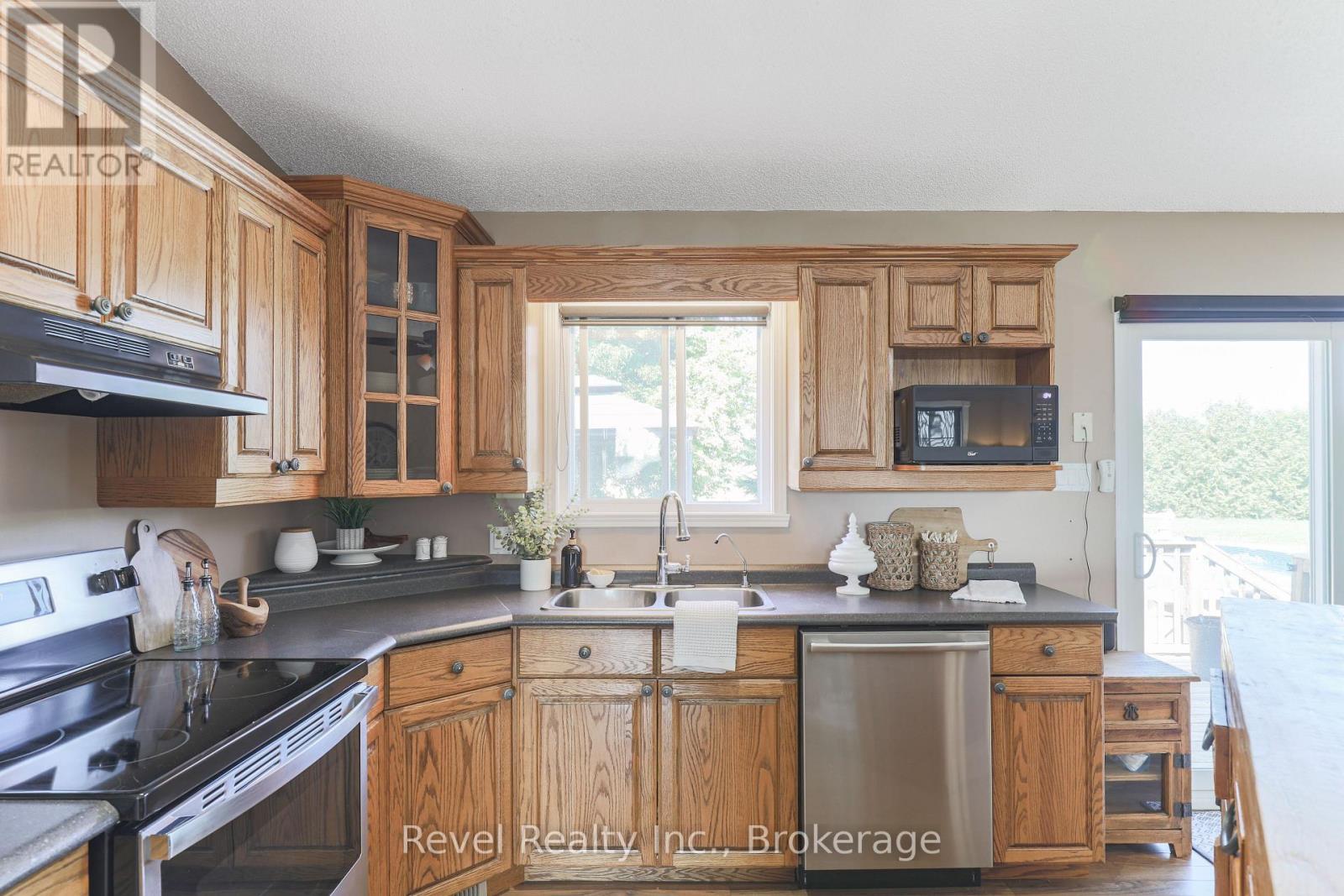477 Four Points Road Property Photo 11