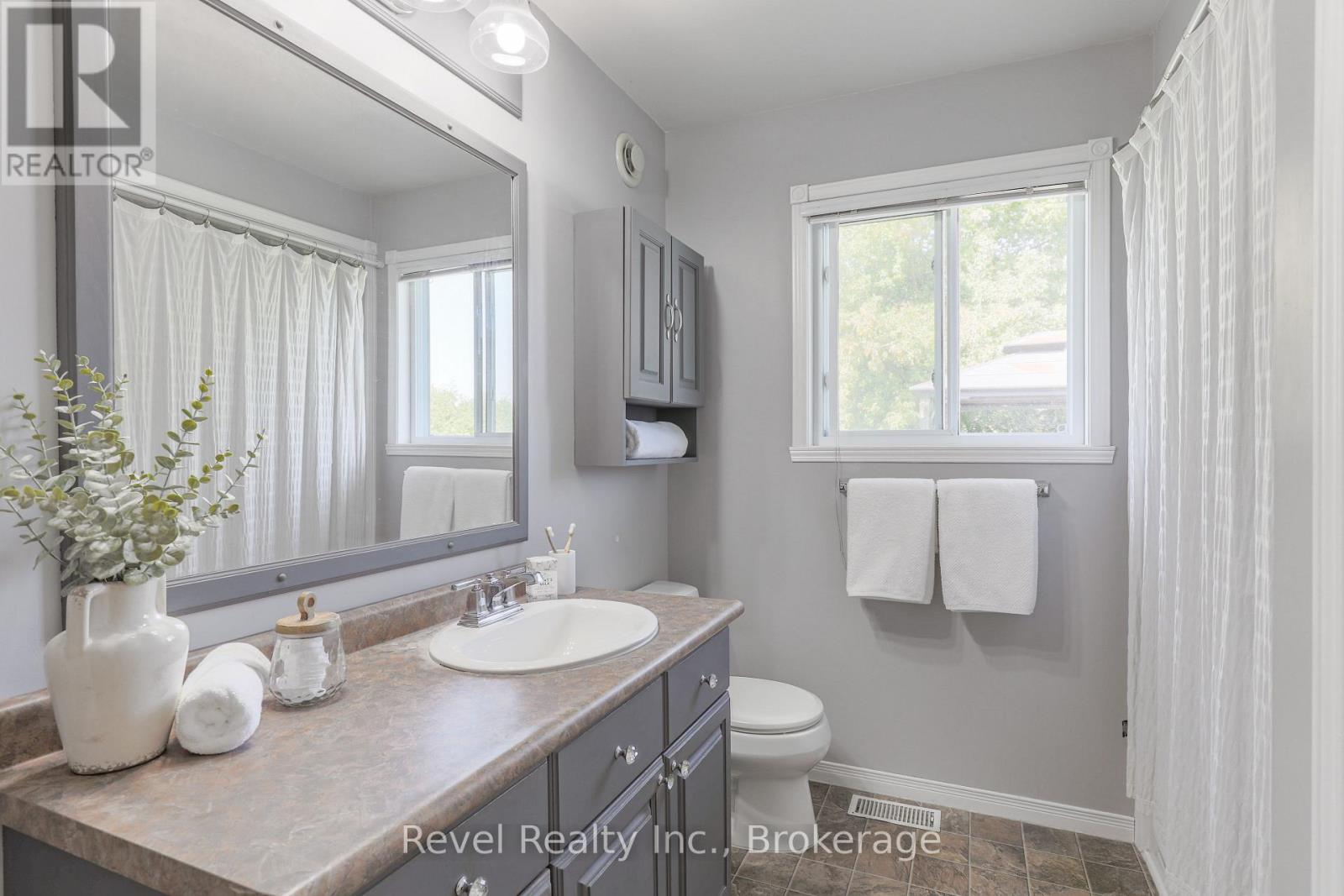 477 Four Points Road Property Photo 12
