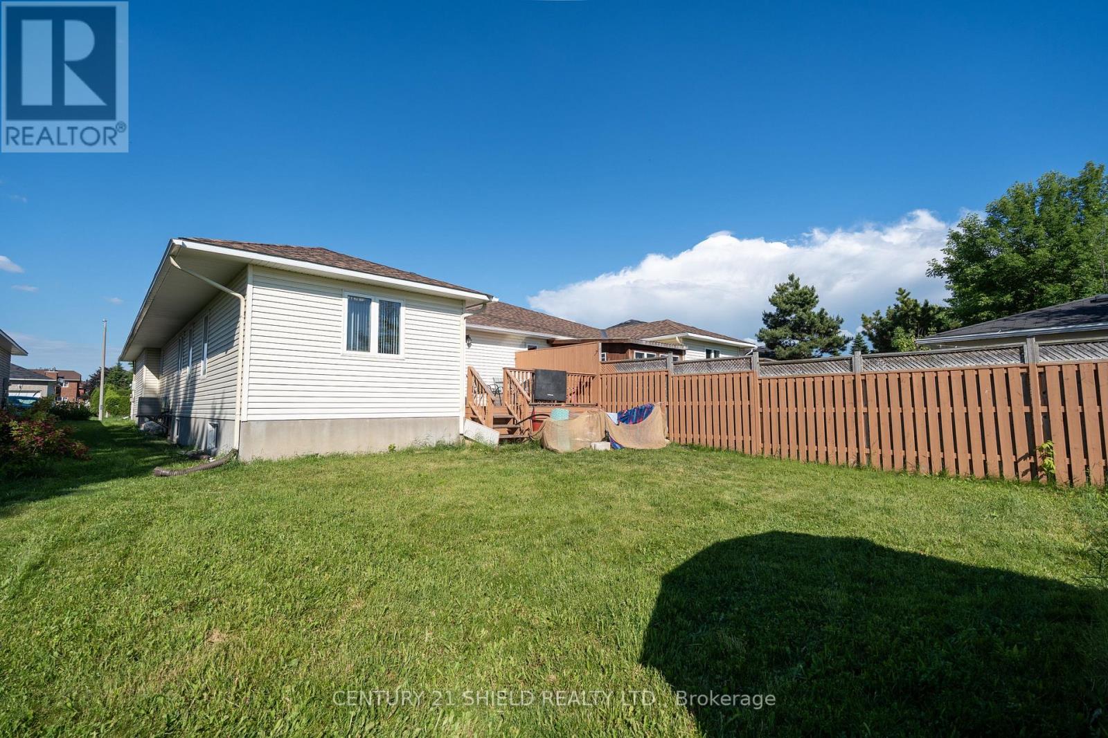 170 Heritage Place Property Photo 6