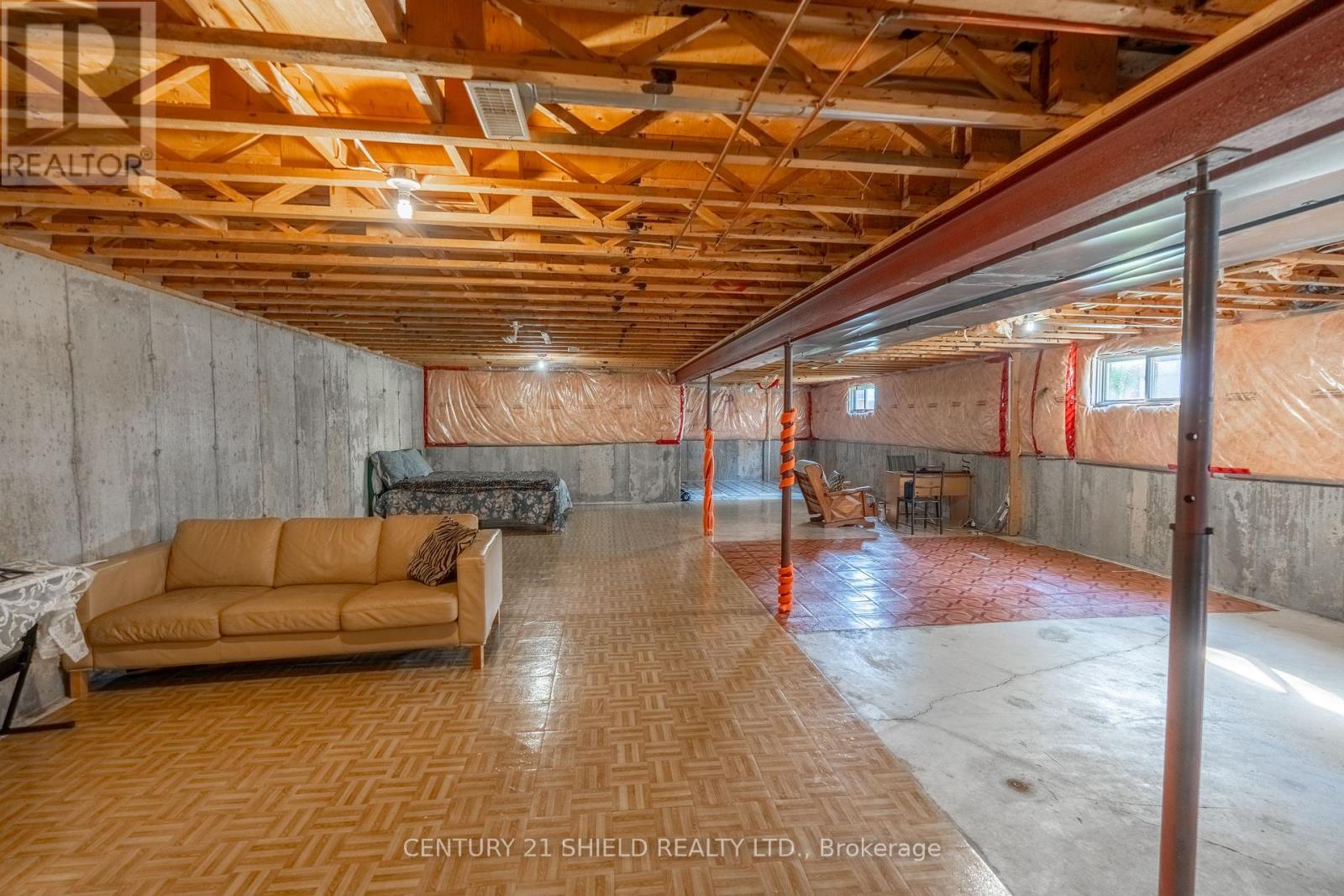 170 Heritage Place Property Photo 33