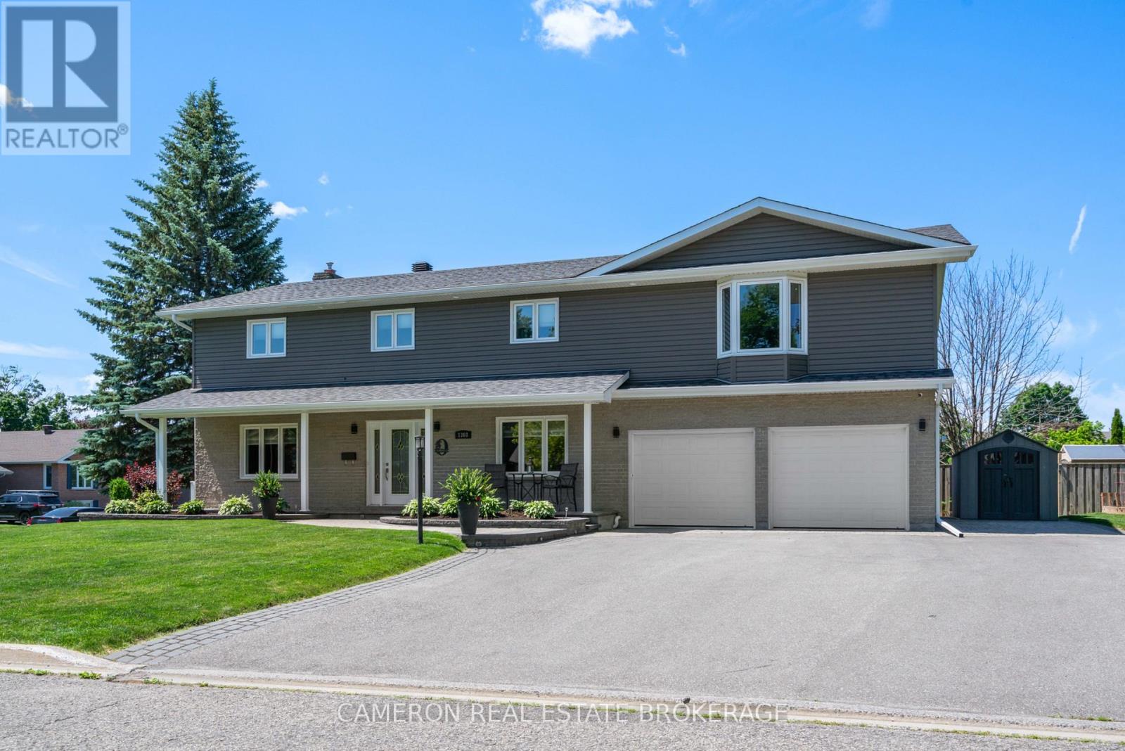 1368 Patricia Place Property Photo 2