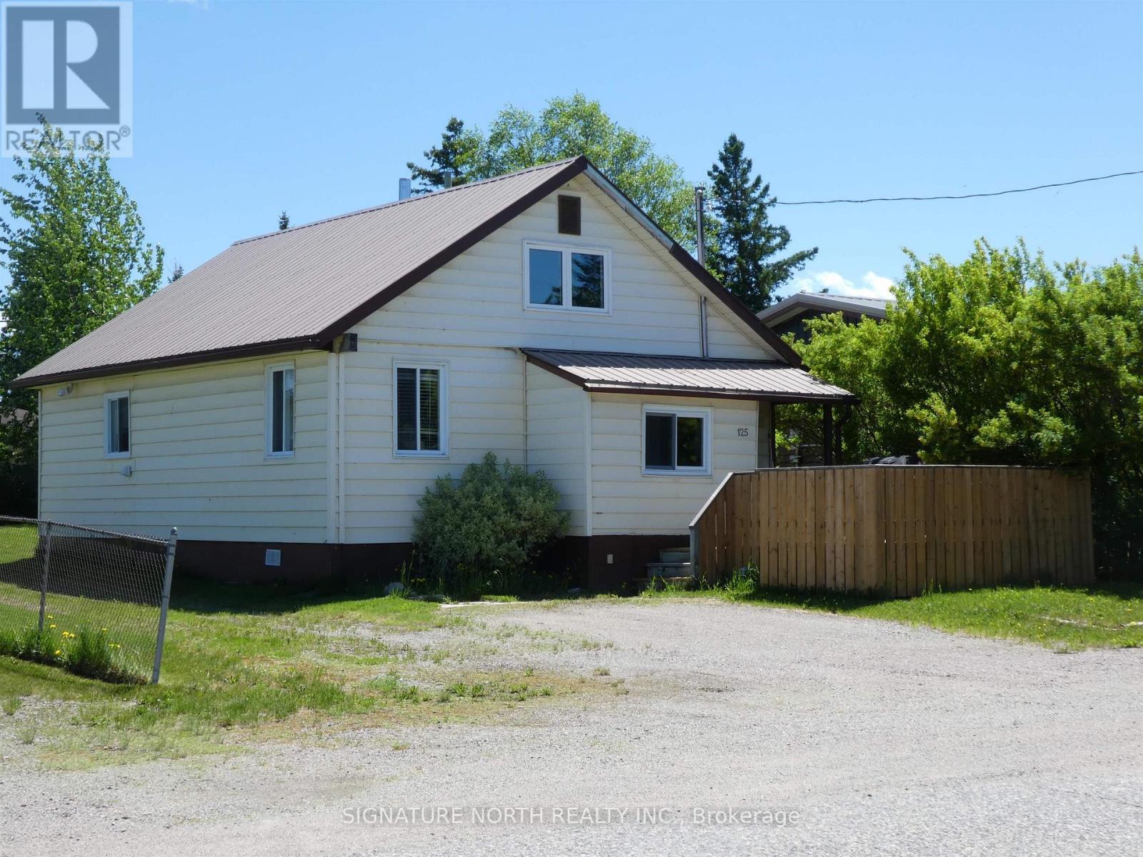 125 Kenogami Property Photo 1