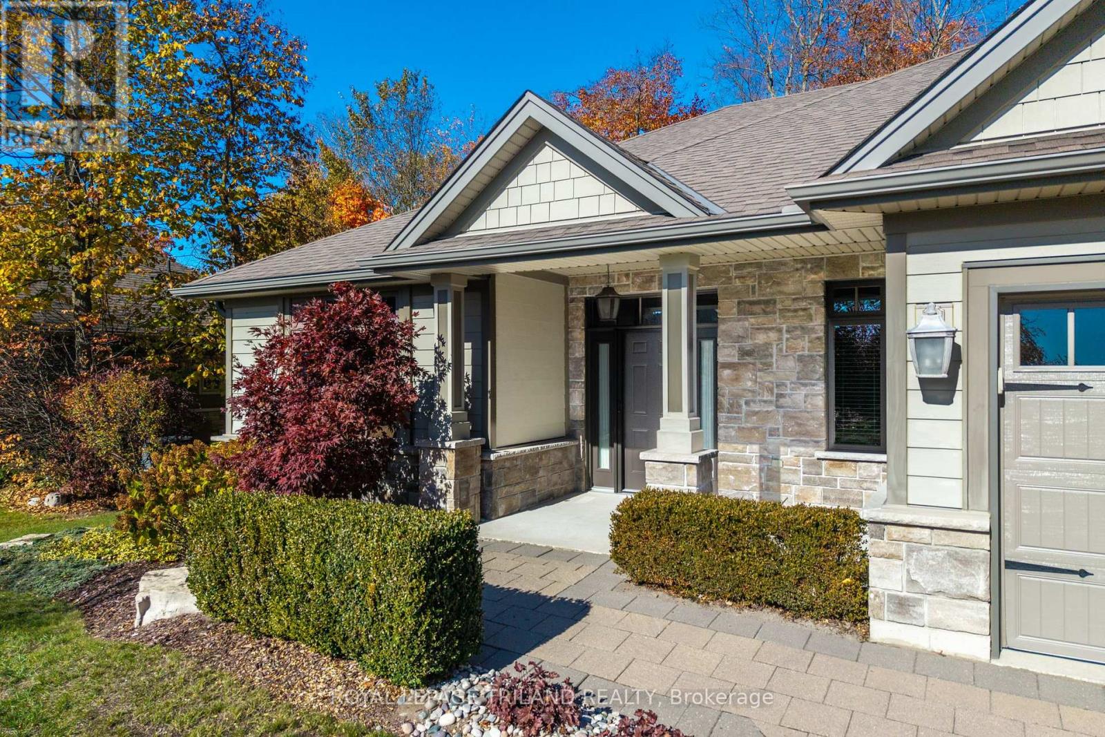 19 Erin Place Property Photo 10