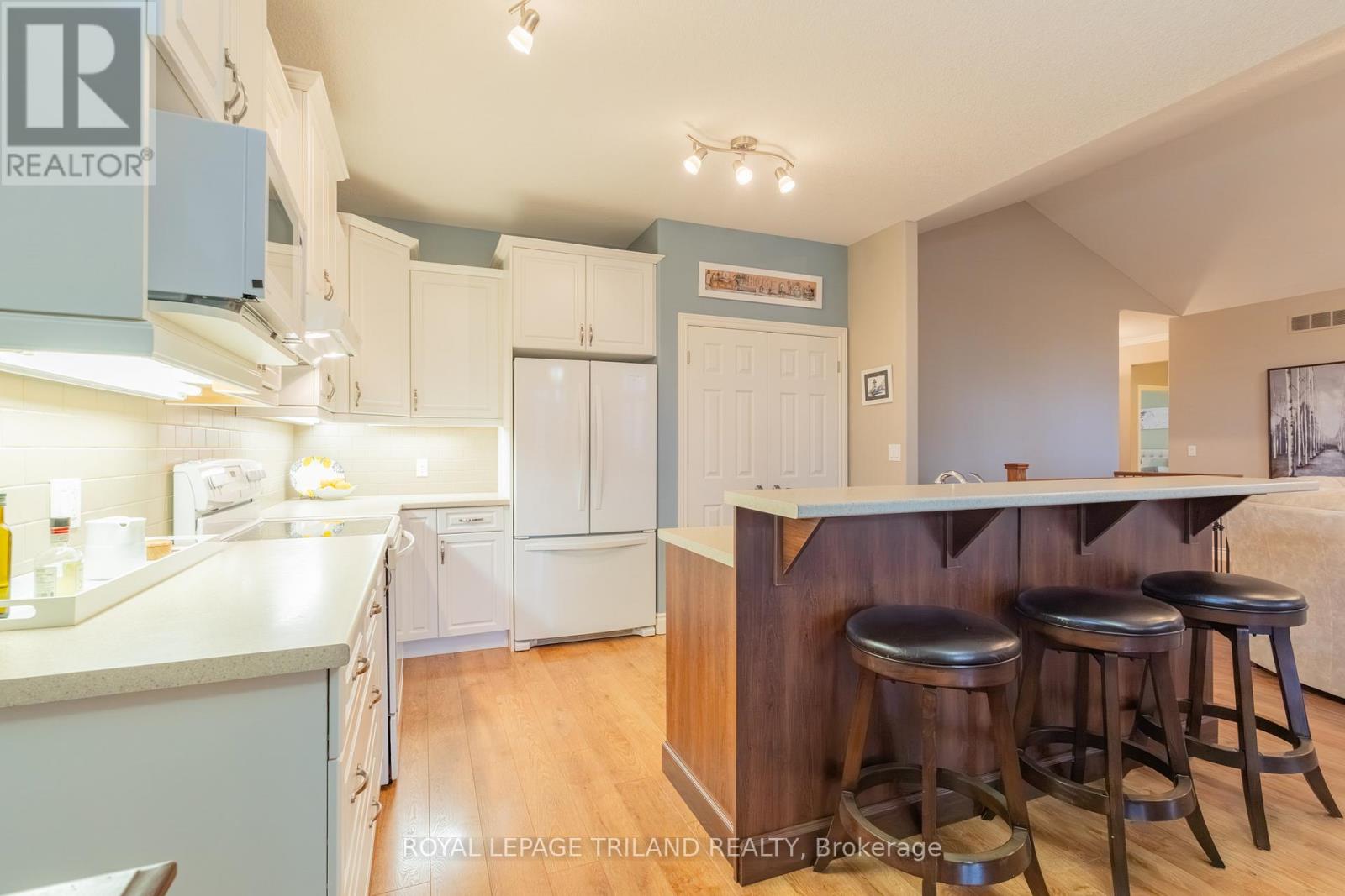 19 Erin Place Property Photo 22